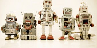 Bots and Conversational Commerce: how iAdvize meets your brand’s expectations Bots and Conversational Commerce: how iAdvize meets your brand’s expectations