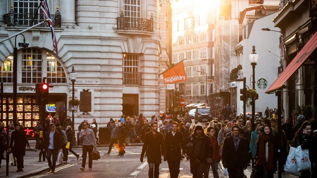 No personalised customer advice is the biggest barrier to online shopping No personalised customer advice is the biggest barrier to online shopping