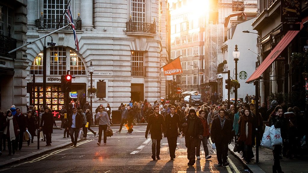 Direct-to-consumer: the future of online retail Direct-to-consumer: the future of online retail